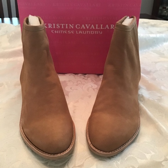 Chinese Laundry Shoes - Chinese Laundry:  Maddox Ankle Bootie  💥 NWT💥